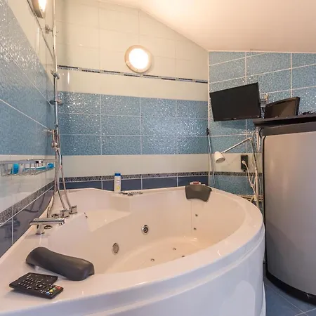 Coworking And Living Near City Center, Ski-lift, Tennis Courts And Spa. Lejlighed Bansko