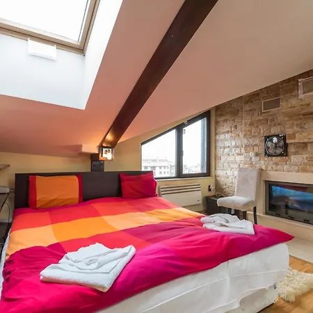 Lejlighed Coworking And Living Near City Center, Ski-lift, Tennis Courts And Spa.